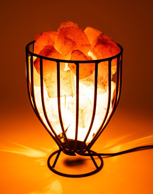 Jar Style Iron Basket with Salt Chunks Lamp