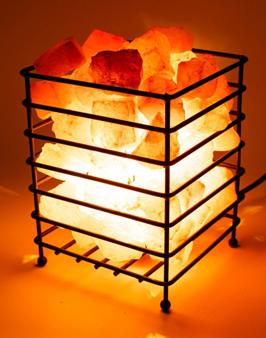 Square Style Iron Basket with Salt Chunks Lamp