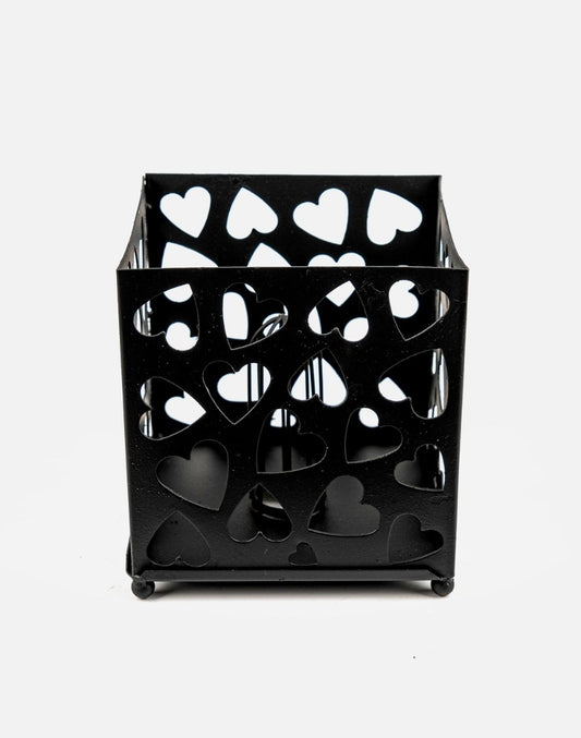 Heart Style Black Iron Basket