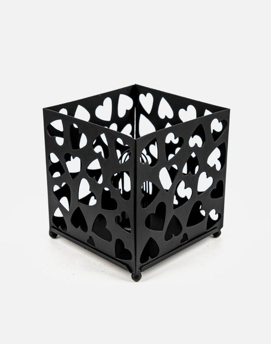 Heart Style Black Iron Basket